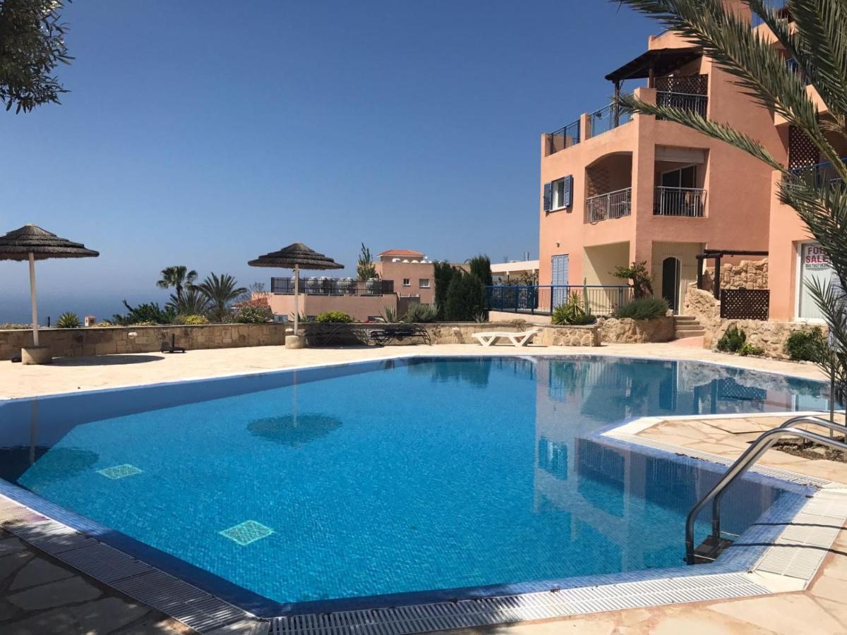 Tala Hills Sea View Apartment Paphos Exterior photo