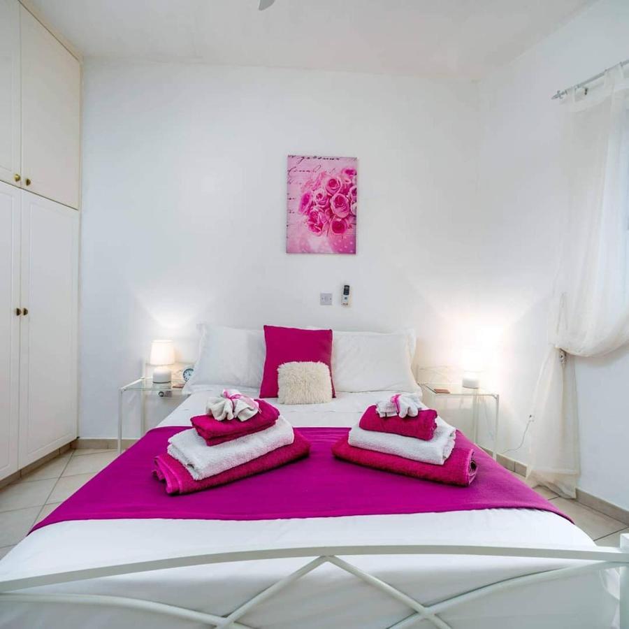 Tala Hills Sea View Apartment Paphos Exterior photo